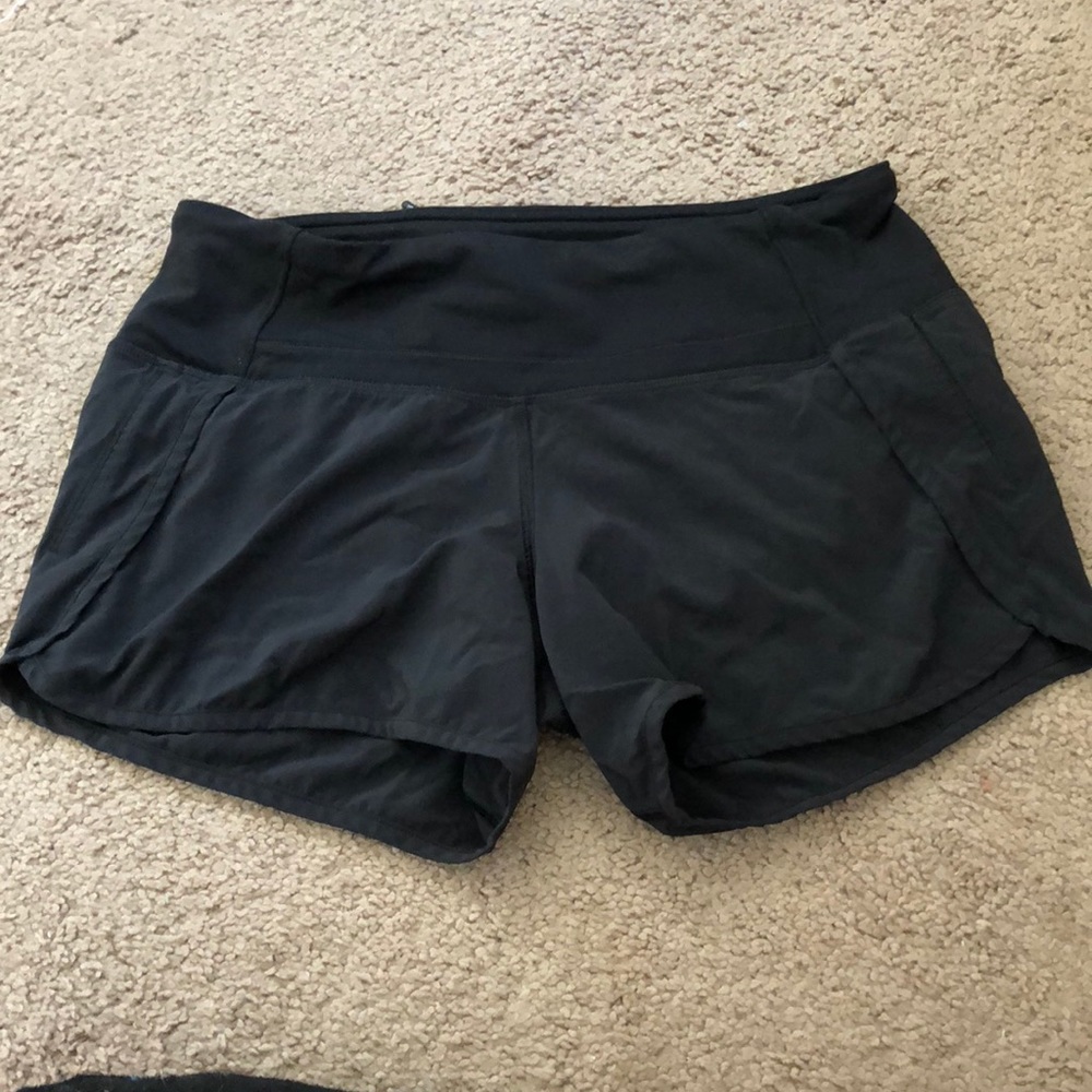 Lululemon black size 4 shorts